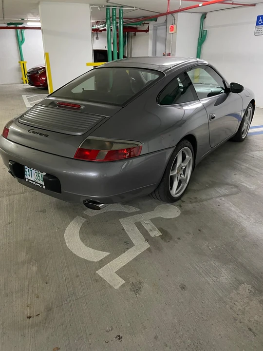 2001 Porsche 996 Carrera - Image 20 of 31
