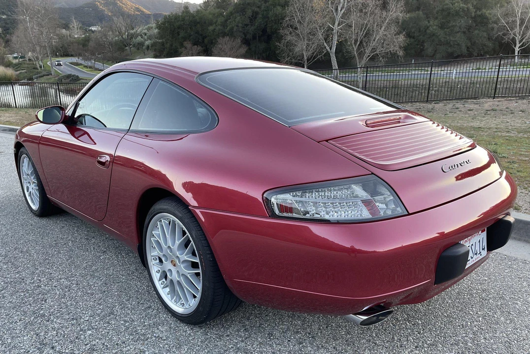 2001 Porsche 996 Carrera - Image 4 of 31