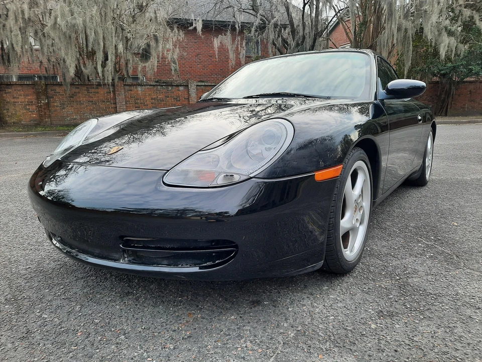 2001 Porsche 996 Carrera - Image 9 of 31