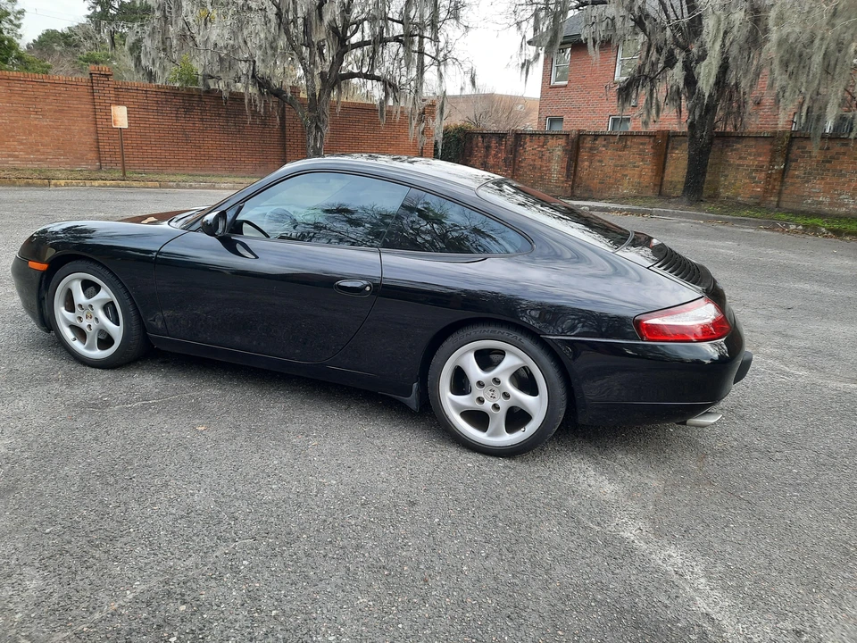 2001 Porsche 996 Carrera - Image 17 of 31