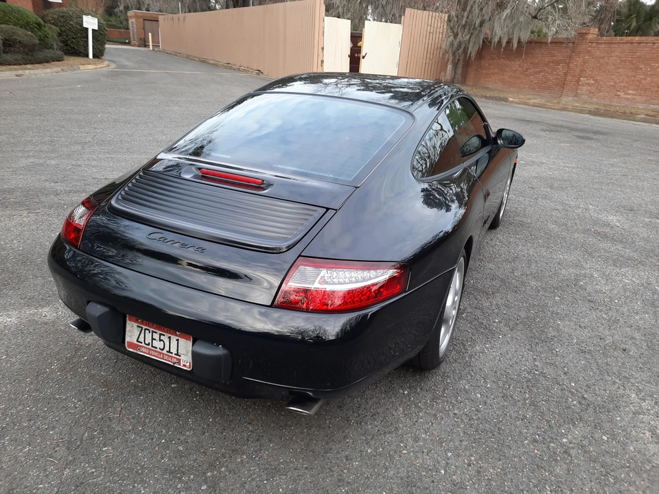 2001 Porsche 996 Carrera - Image 24 of 31