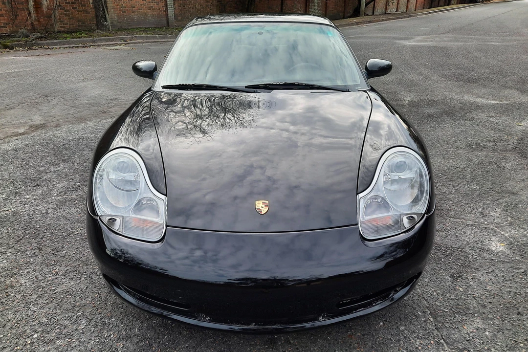 2001 Porsche 996 Carrera - Image 2 of 31