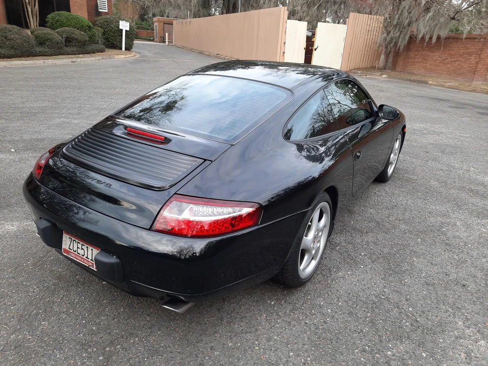 2001 Porsche 996 Carrera - Image 25 of 31