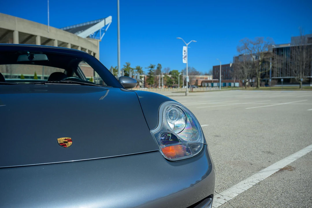 2001 Porsche 996 Carrera - Image 28 of 31