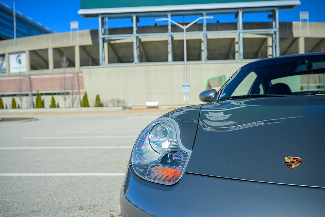 2001 Porsche 996 Carrera - Image 22 of 31