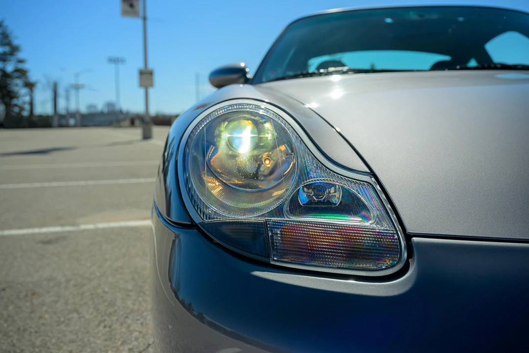 2001 Porsche 996 Carrera - Image 19 of 31