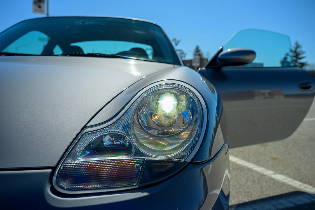 2001 Porsche 996 Carrera - Image 30 of 31