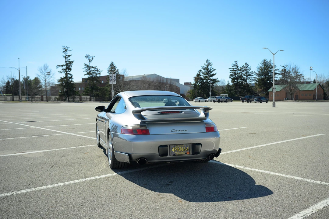 2001 Porsche 996 Carrera - Image 10 of 31