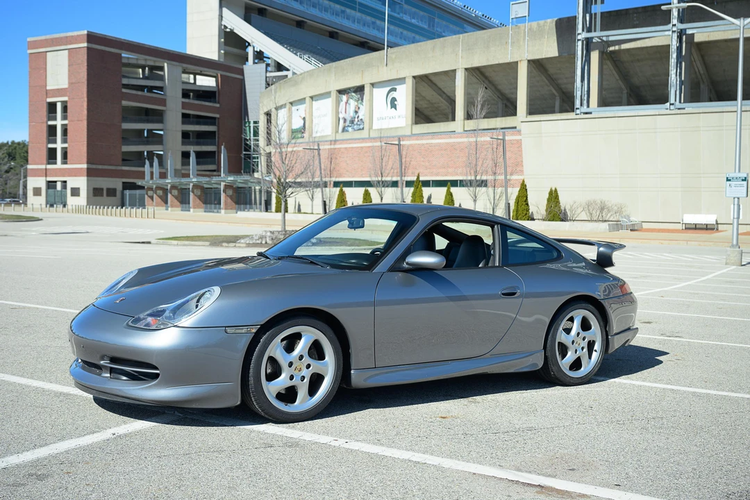 2001 Porsche 996 Carrera - Image 8 of 31