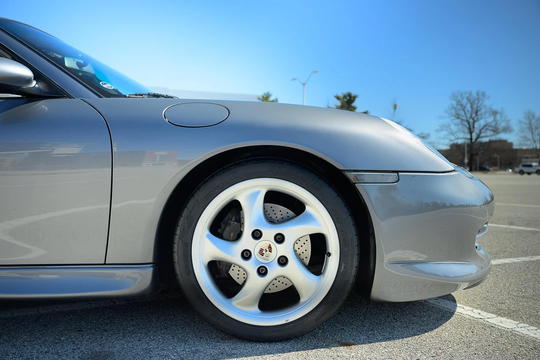 2001 Porsche 996 Carrera - Image 14 of 31