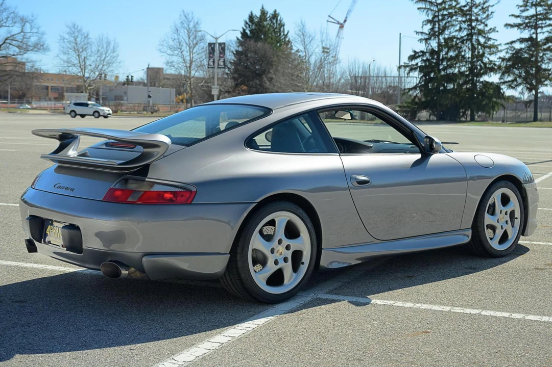 2001 Porsche 996 Carrera - Image 4 of 31