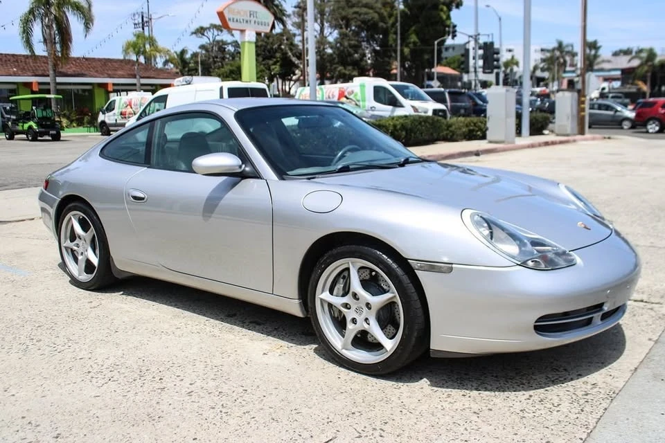 2001 Porsche 996 Carrera - Image 6 of 20