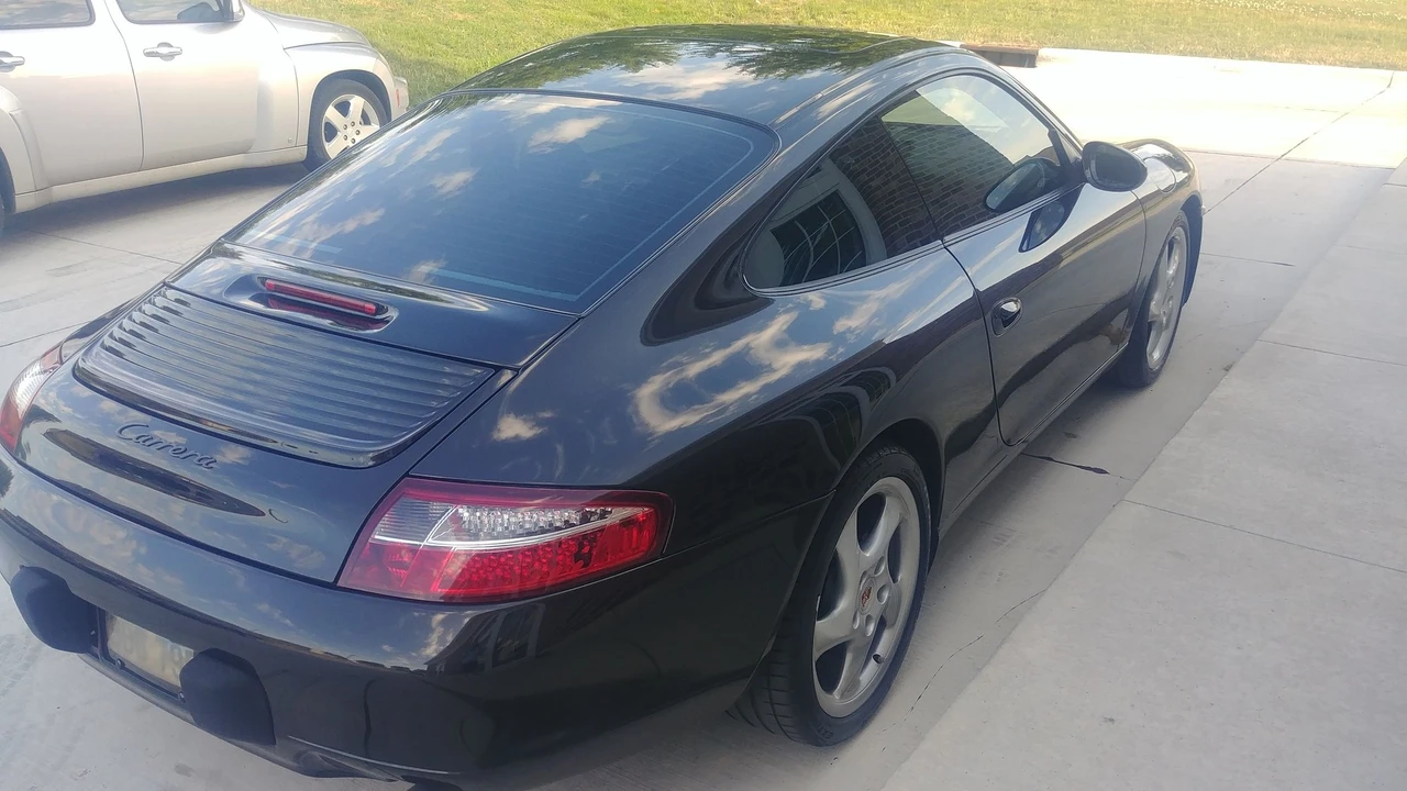 2001 Porsche 996 Carrera - Image 5 of 24