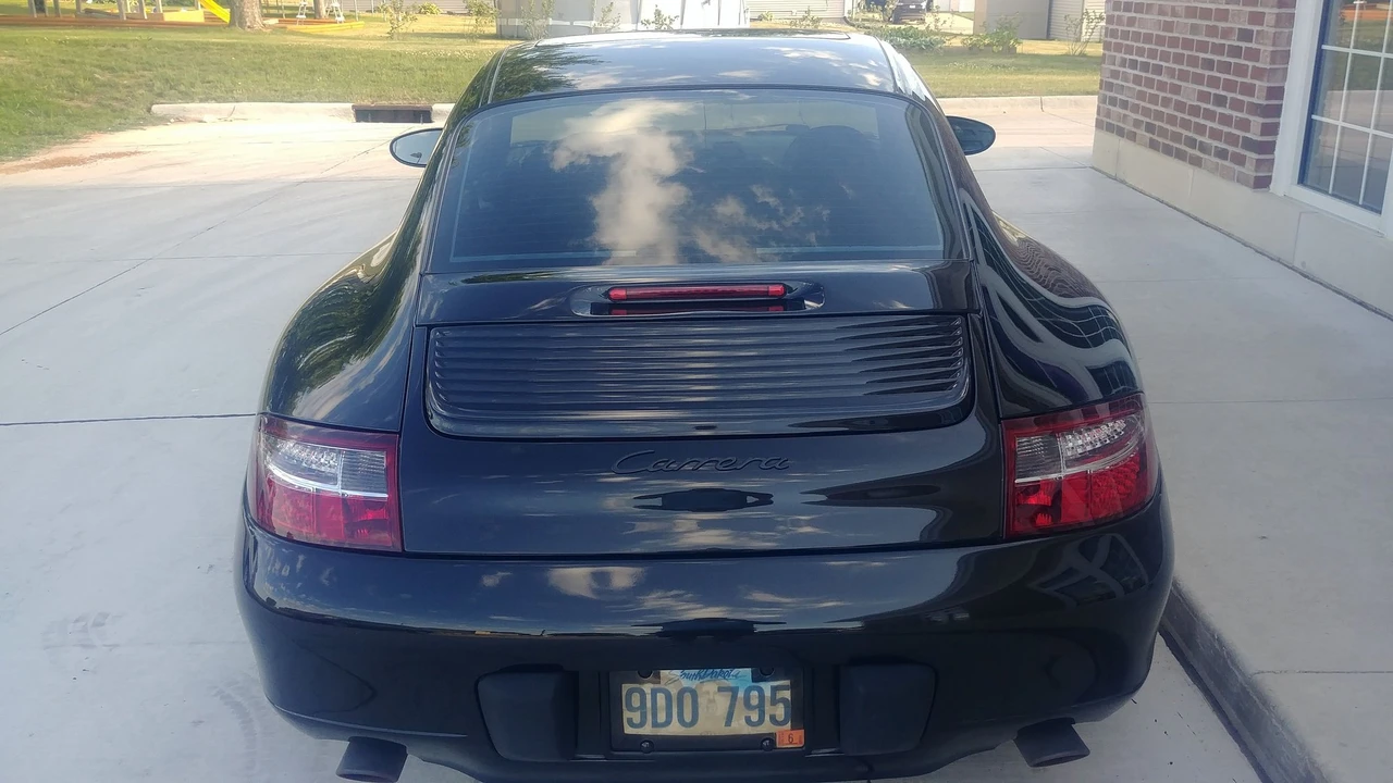 2001 Porsche 996 Carrera - Image 10 of 24