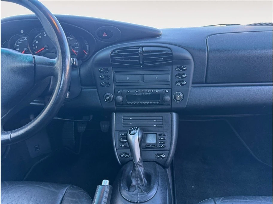 2001 Porsche 996 Carrera - Image 11 of 20
