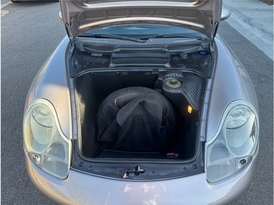 2001 Porsche 996 Carrera - Image 16 of 20