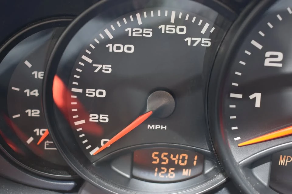 2001 Porsche 996 Carrera - Image 11 of 20