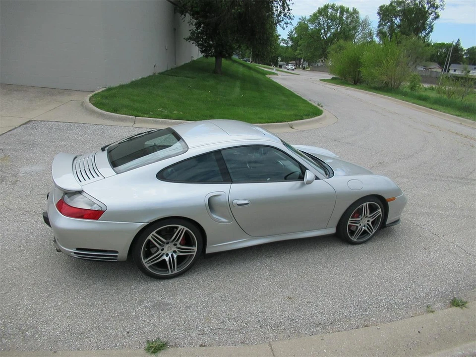 2001 Porsche 996 Turbo - Image 6 of 24