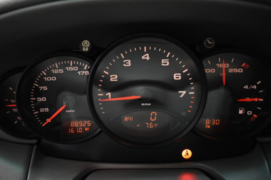 2001 Porsche 996 Carrera - Image 12 of 25