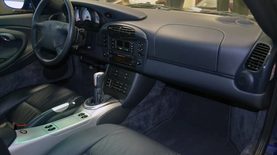 2001 Porsche 996 Carrera - Image 4 of 12