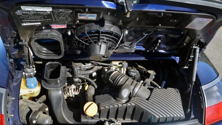 2001 Porsche 996 Carrera - Image 8 of 12