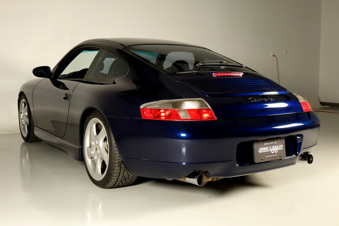 2001 Porsche 996 Carrera - Image 10 of 31