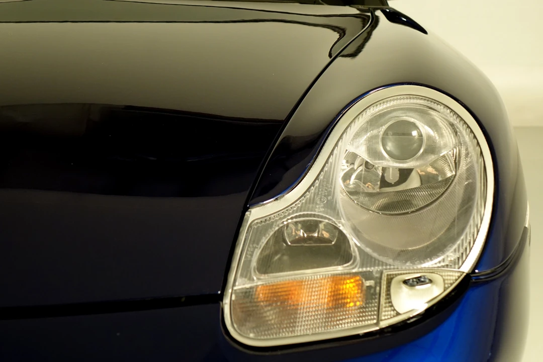 2001 Porsche 996 Carrera - Image 27 of 31