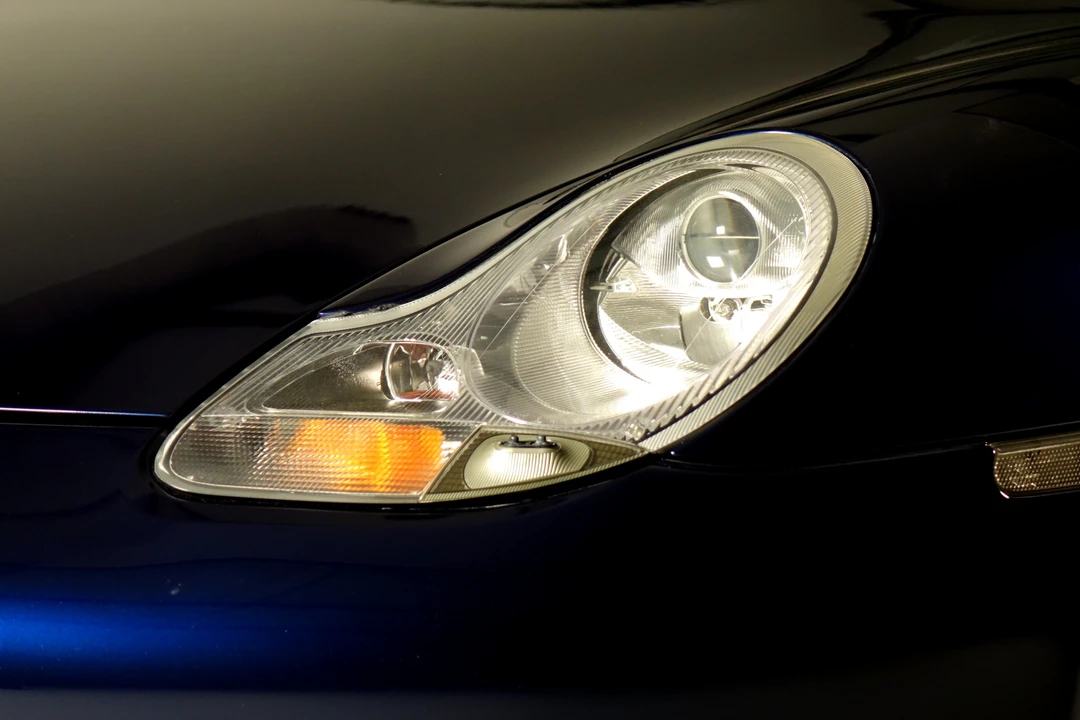2001 Porsche 996 Carrera - Image 31 of 31