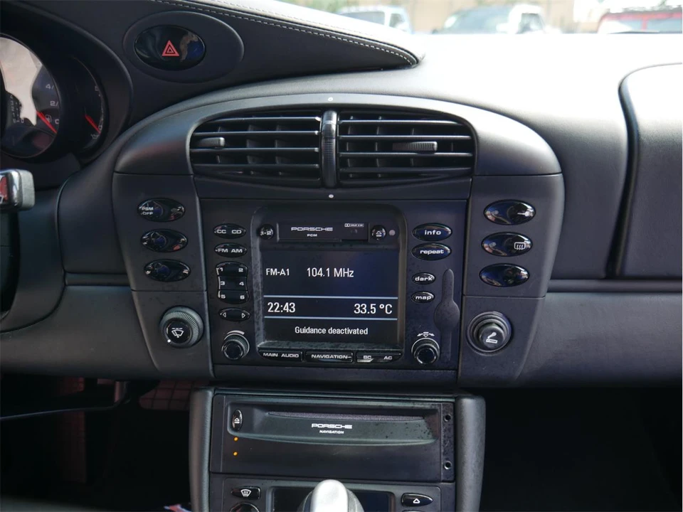 2001 Porsche 996 Carrera - Image 28 of 31