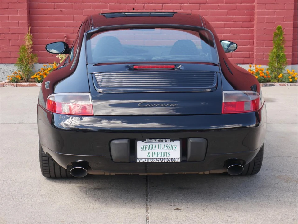 2001 Porsche 996 Carrera - Image 8 of 31