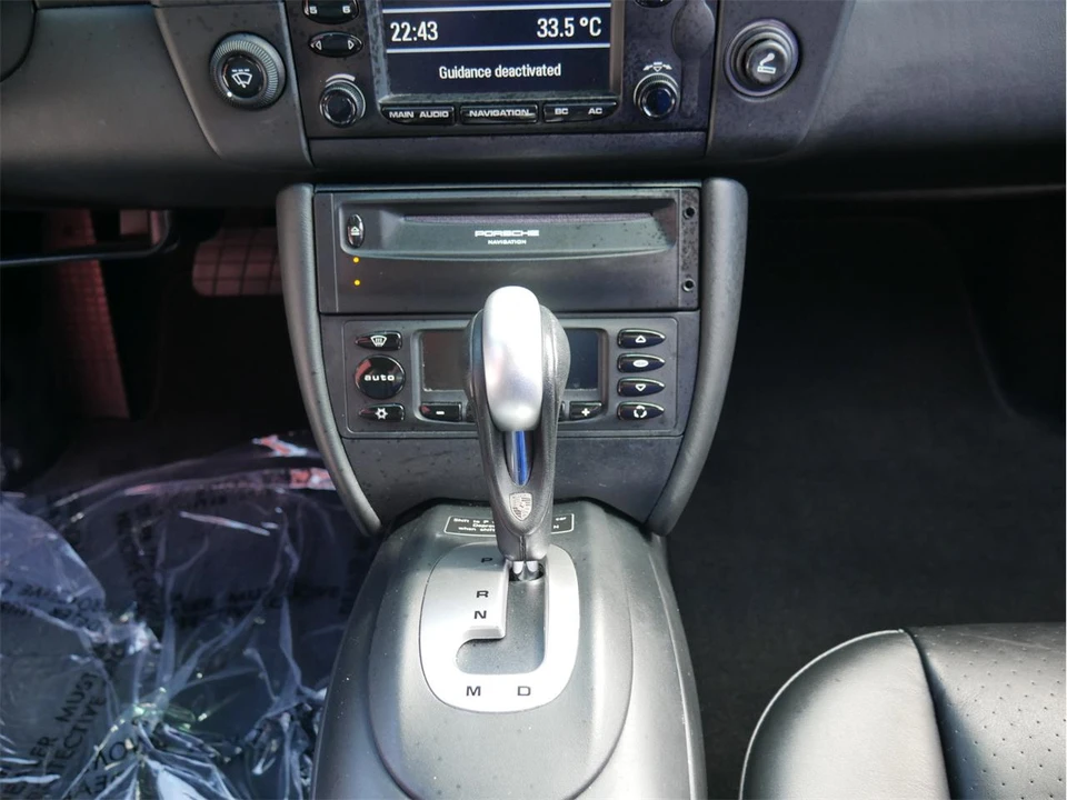2001 Porsche 996 Carrera - Image 29 of 31