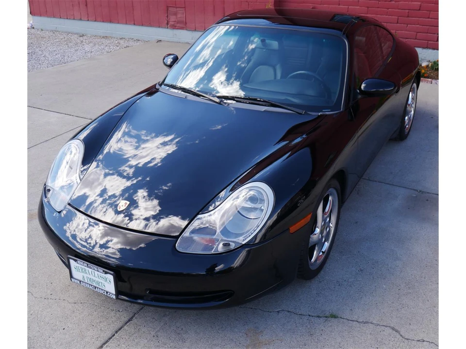 2001 Porsche 996 Carrera - Image 2 of 31