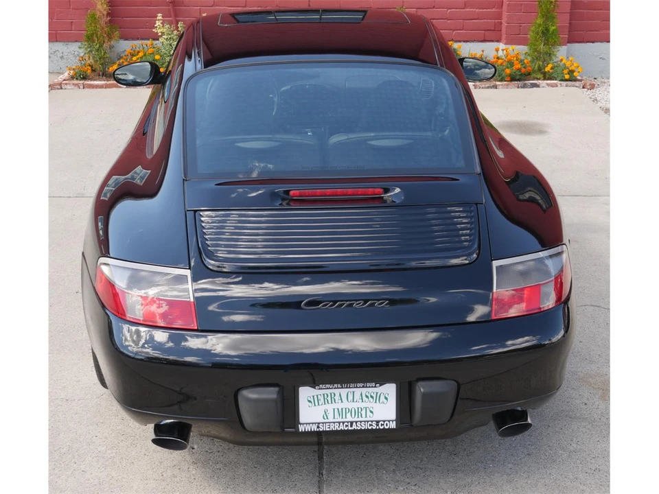 2001 Porsche 996 Carrera - Image 11 of 31