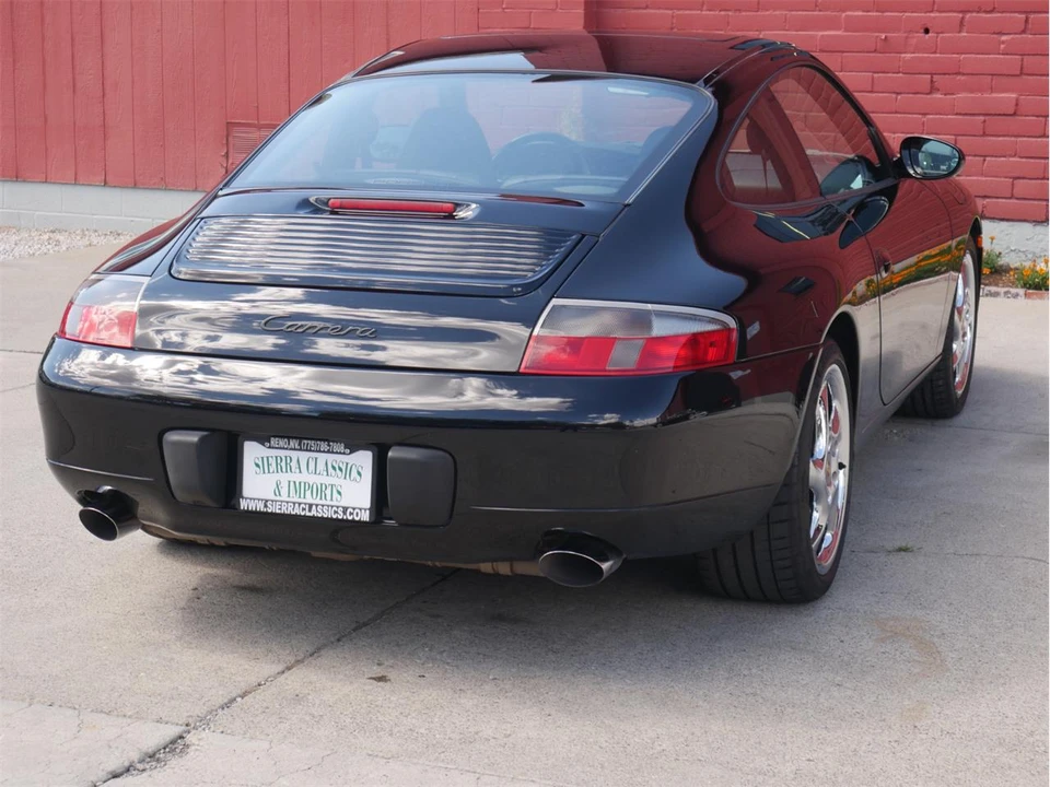 2001 Porsche 996 Carrera - Image 9 of 31