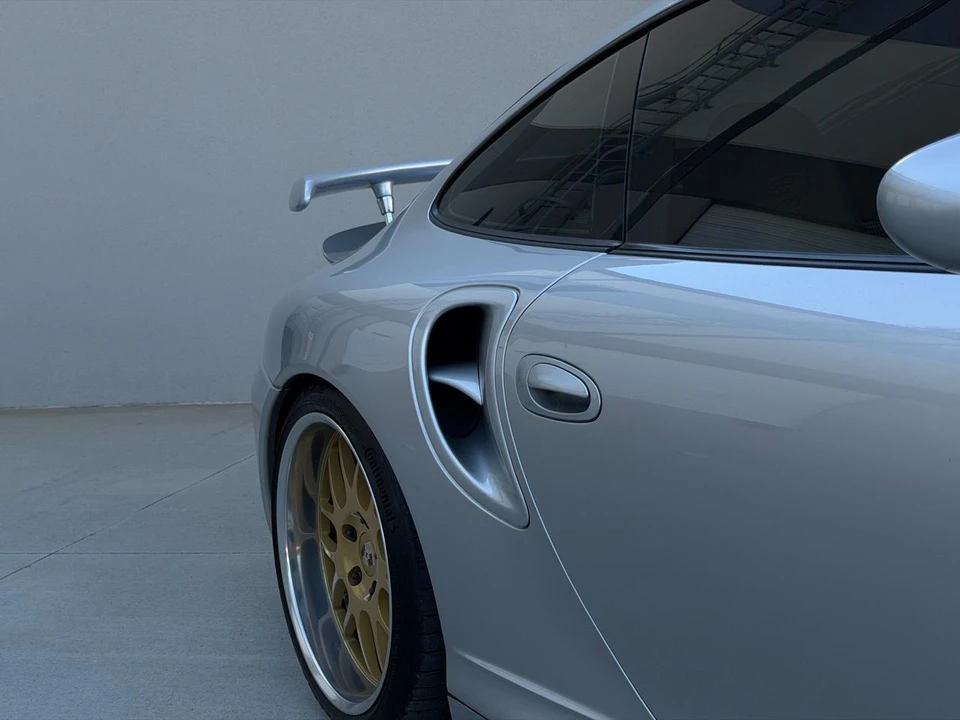 2001 Porsche 996 Carrera - Image 7 of 31