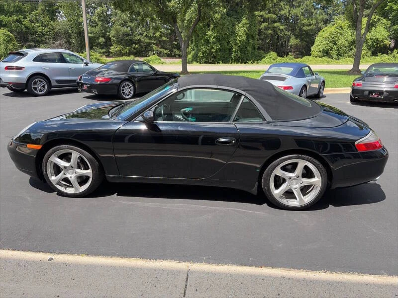 2001 Porsche 996 Carrera - Image 16 of 23