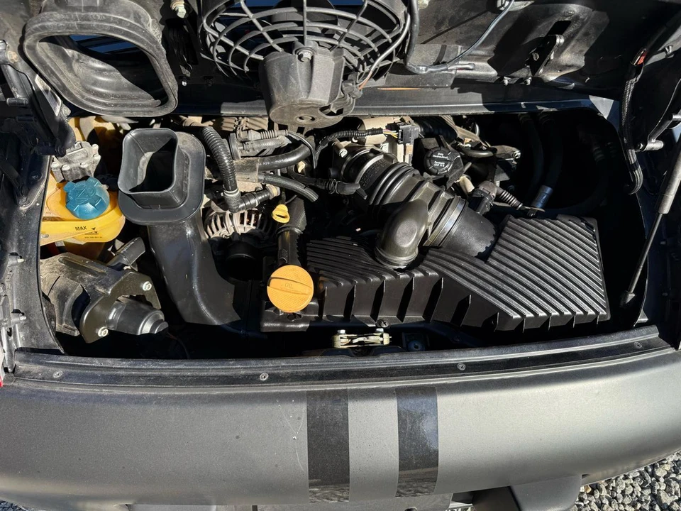 2001 Porsche 996 Carrera - Image 15 of 31