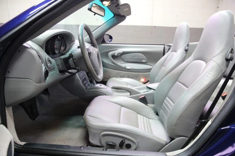 2001 Porsche 996 Carrera - Image 24 of 31