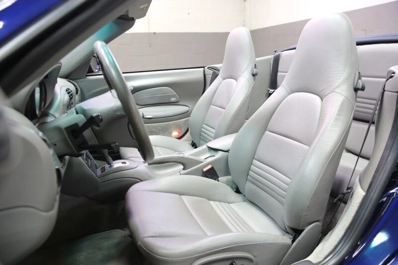 2001 Porsche 996 Carrera - Image 11 of 31