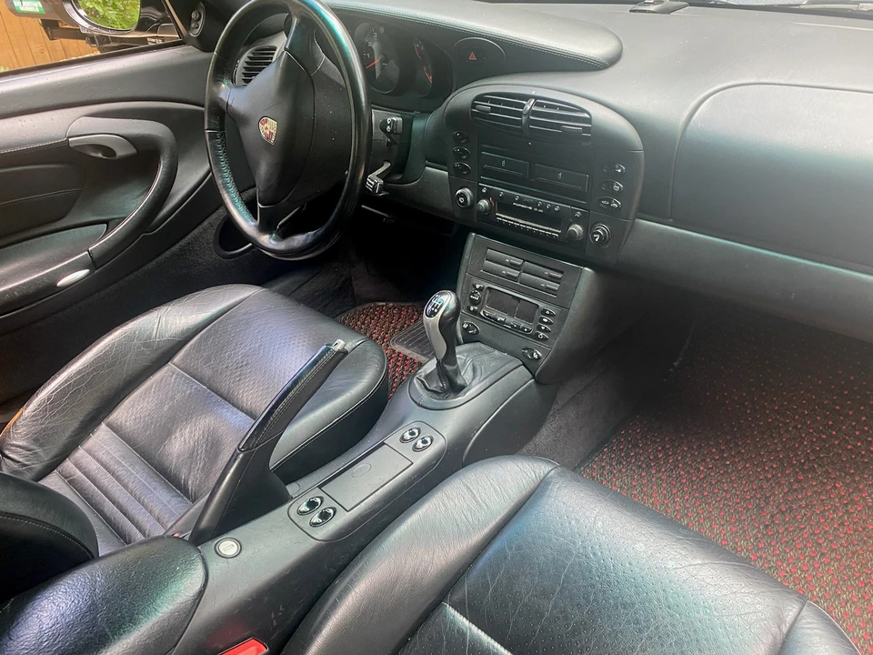 2001 Porsche 996 Carrera - Image 8 of 9