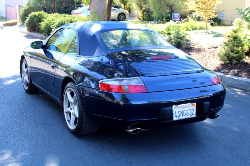 2001 Porsche 996 Carrera - Image 9 of 18