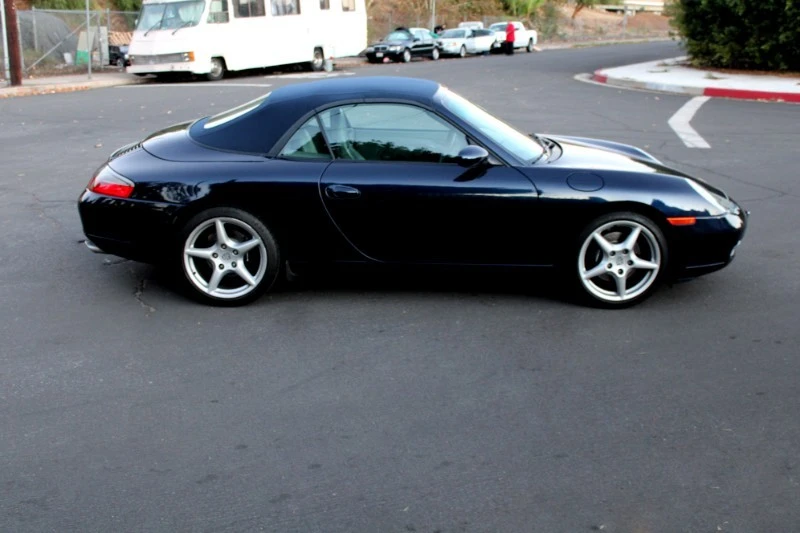 2001 Porsche 996 Carrera - Image 15 of 18