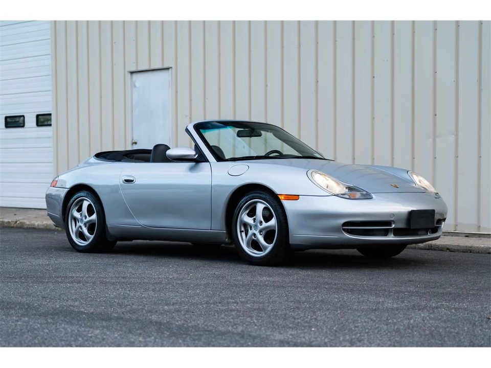 2001 Porsche 996 Carrera - Image 7 of 31