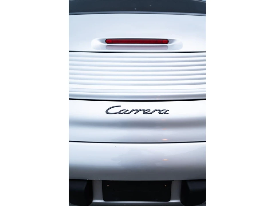 2001 Porsche 996 Carrera - Image 18 of 31