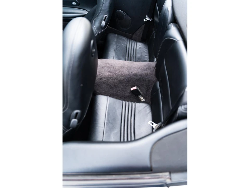 2001 Porsche 996 Carrera - Image 20 of 31