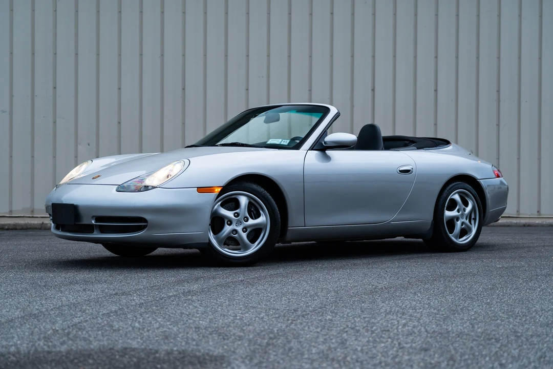 2001 Porsche 996 Carrera - Image 10 of 31