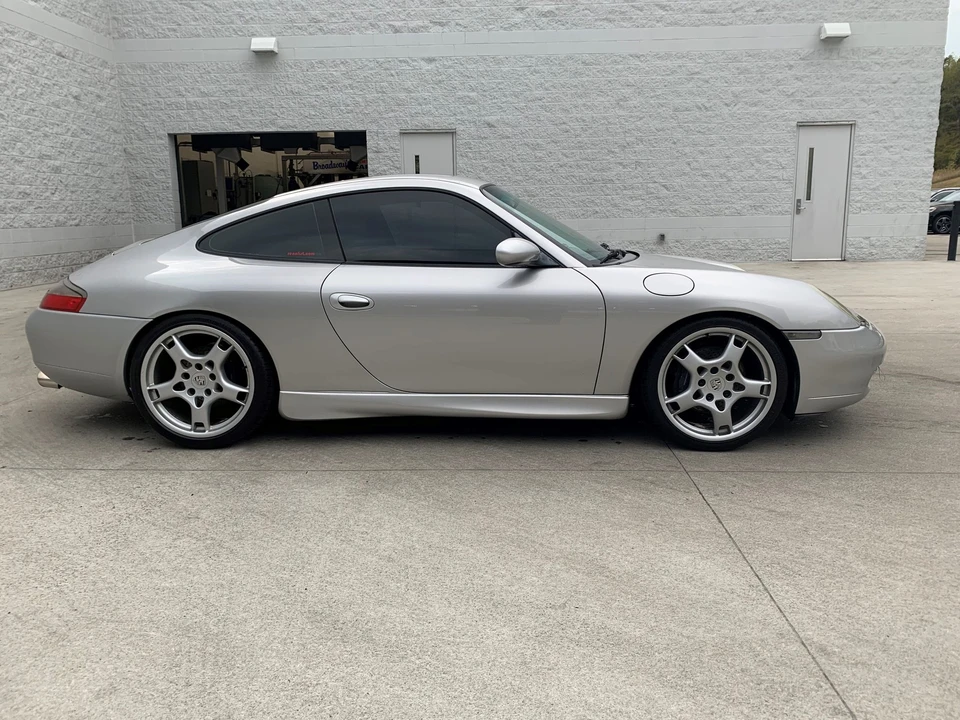 2001 Porsche 996 Carrera - Image 2 of 4