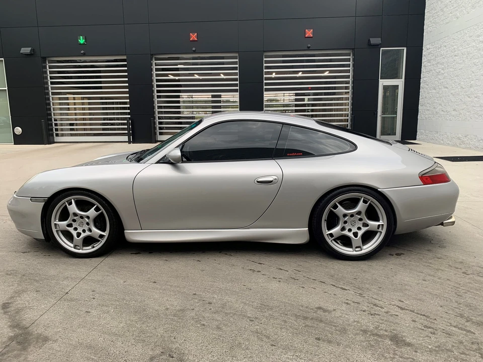 2001 Porsche 996 Carrera - Image 4 of 4