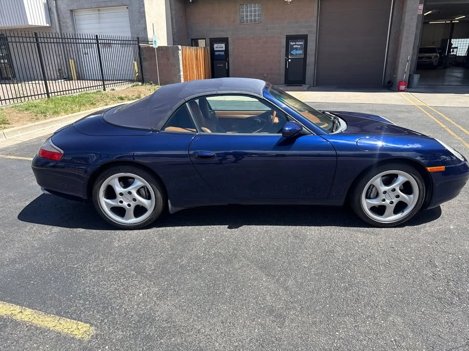 2001 Porsche 996 Carrera 4 - Image 15 of 20