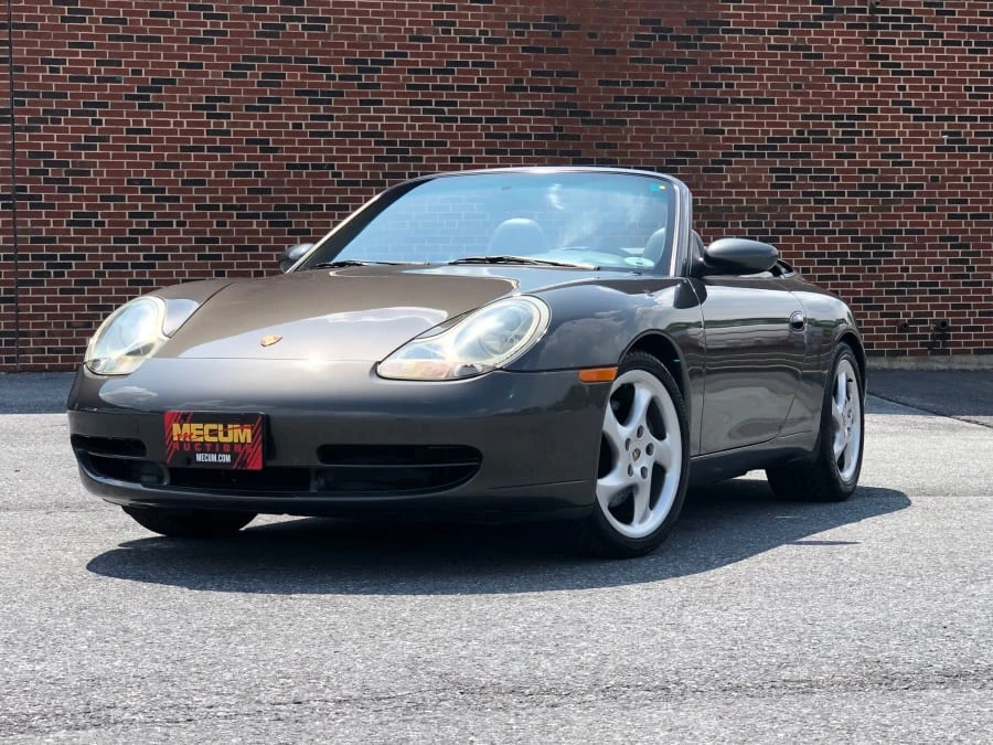 2001 Porsche 996 Carrera - Image 8 of 9